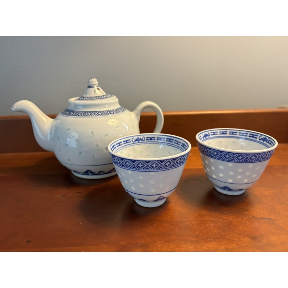 Vintage Tienshan White Ceramic Blue Dragon Sake Cups (Set Of 2) And Small Pot